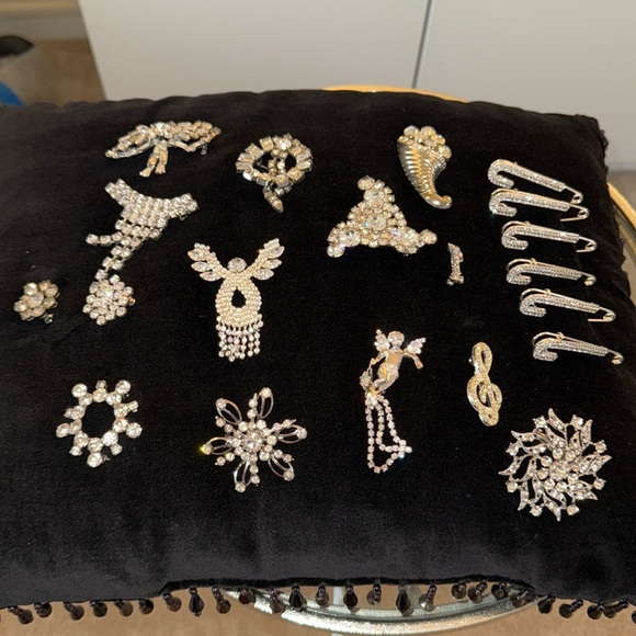 Come dig with me.  Unlisted gorgeousness in every price range. - Picture 2 of 16